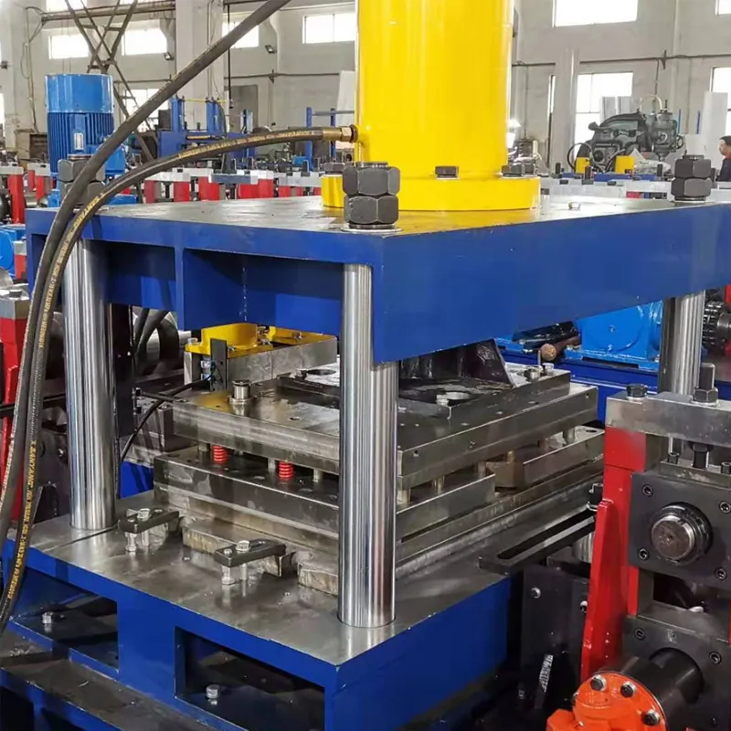 Guardrail Roll Forming Machine With Automatic Stacker