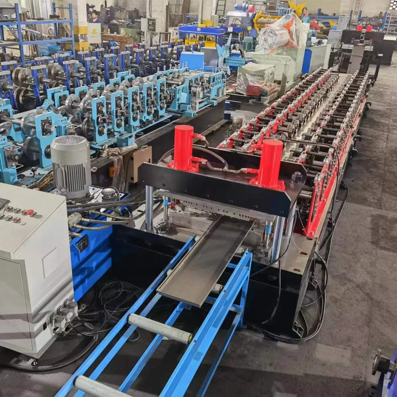 Storage Plateform Roll Forming Machine