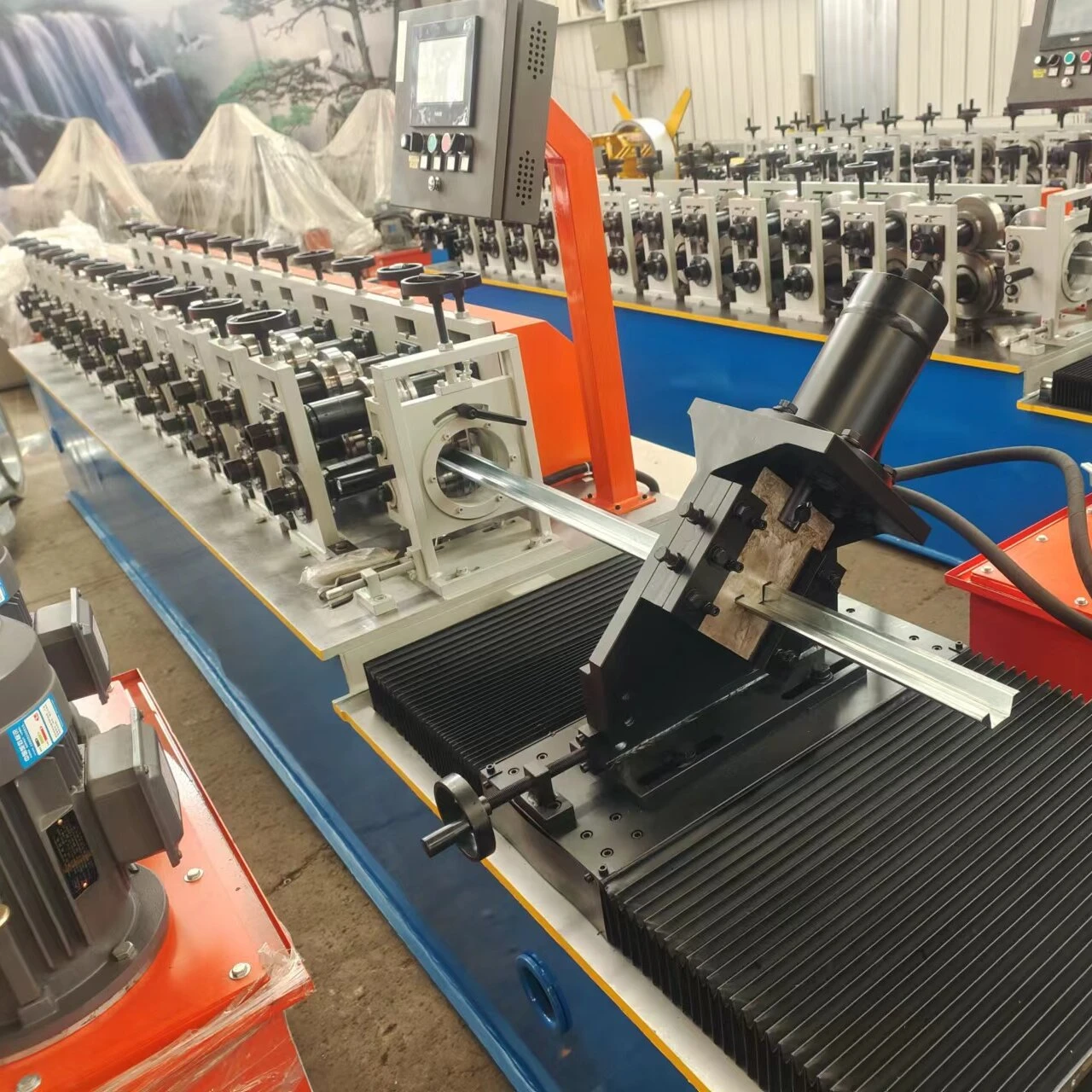 Furring Or Omega Light Keel Roll Forming Machine