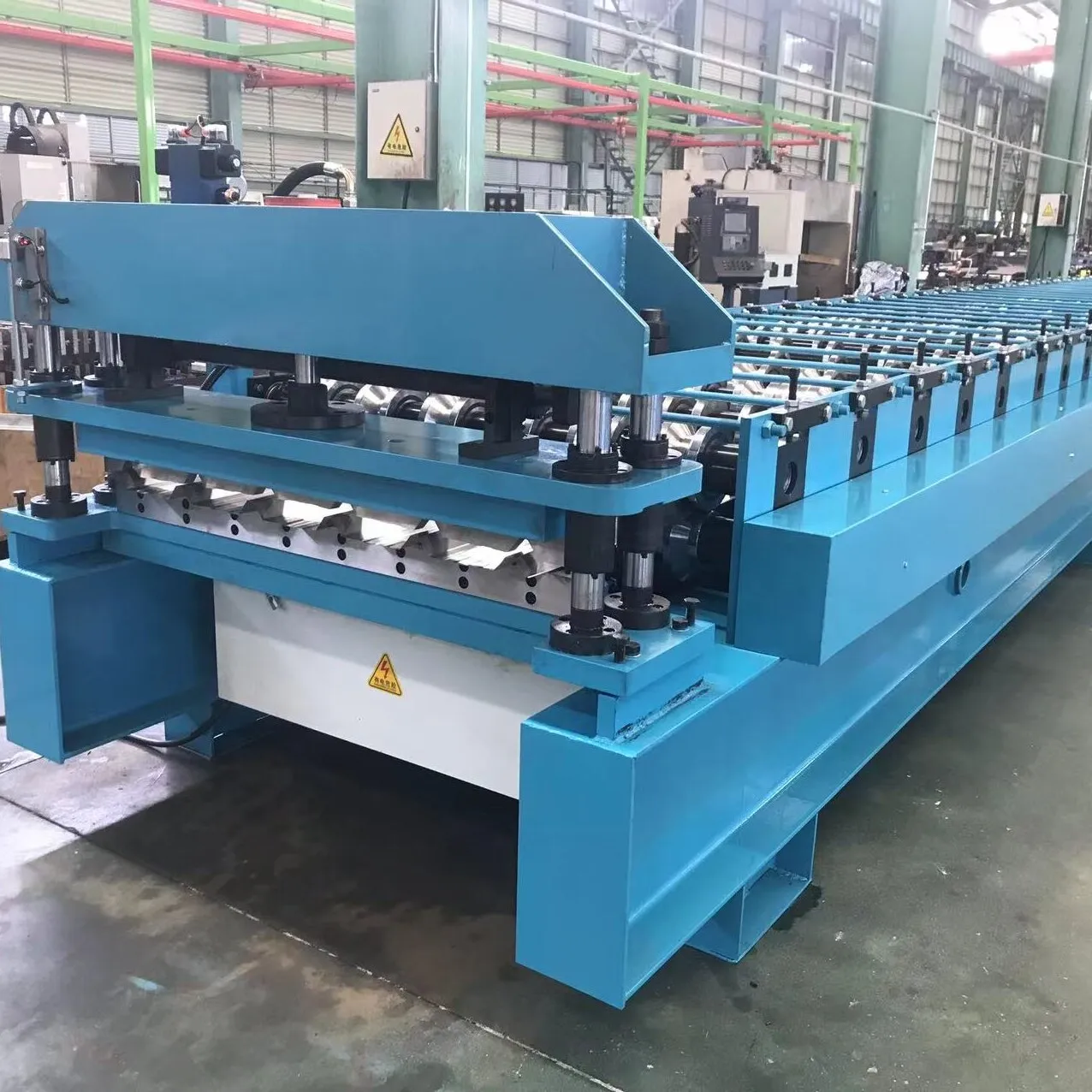 Trapezoid Roof Sheet Roll Forming Machine