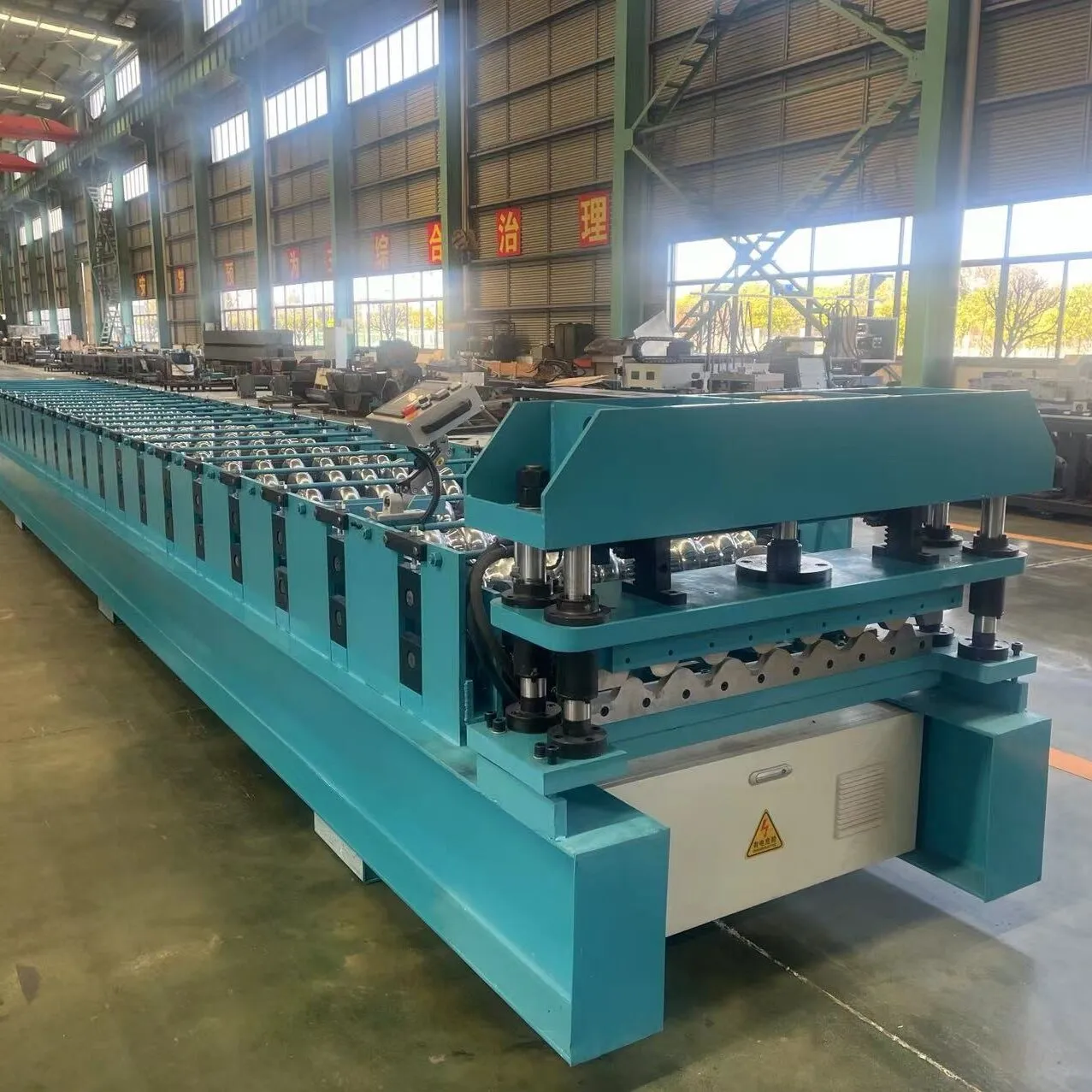 Corrugated Roof Sheet Roll Forming Machine