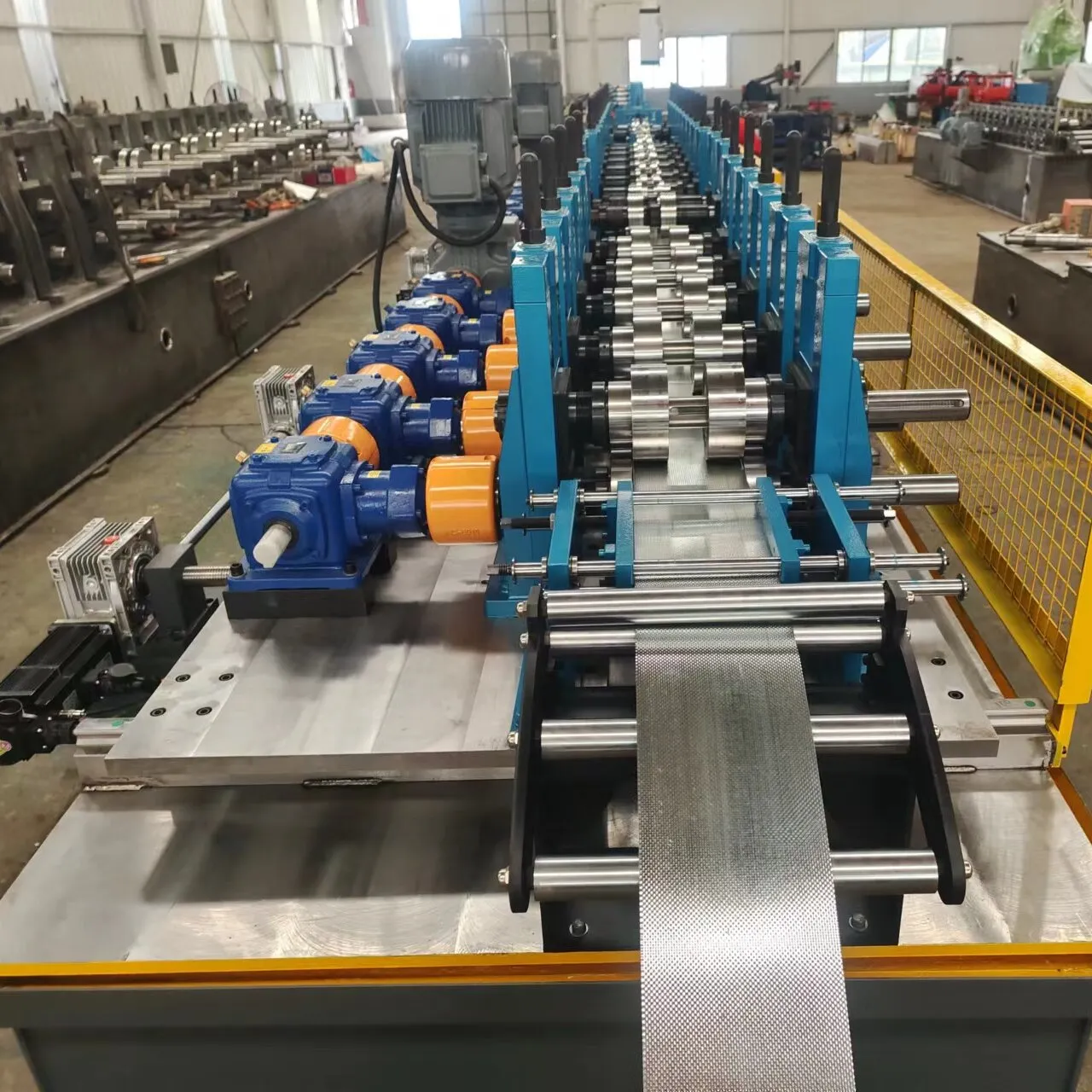 Automatic Stud And Track Roll Forming Machine